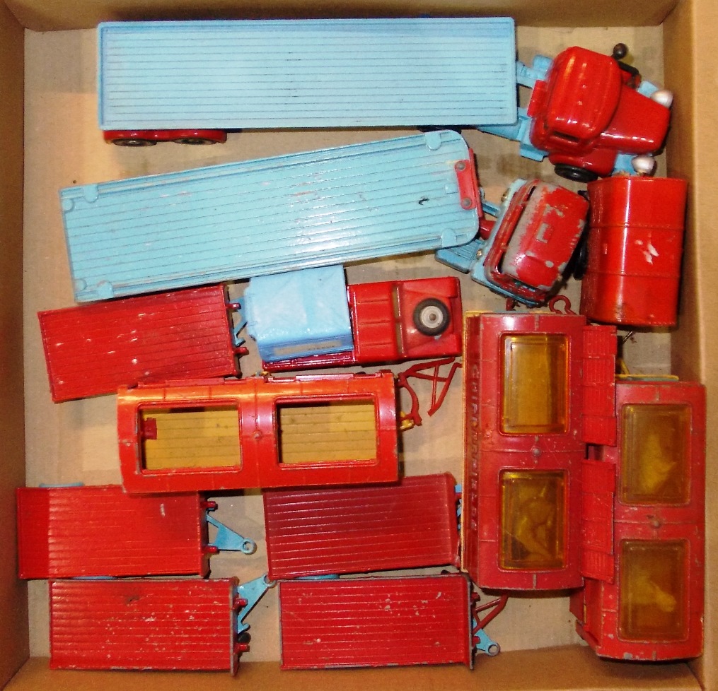 12 original Corgi Chipperfields Circus vehicles, includes 3 cages.