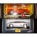 Burago and Maisto 2 x 1:24 diecast vehicles, boxed.