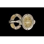 Gothic Buckle with Plate