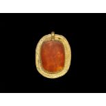 Roman Style Gold Pendant with Carnelian