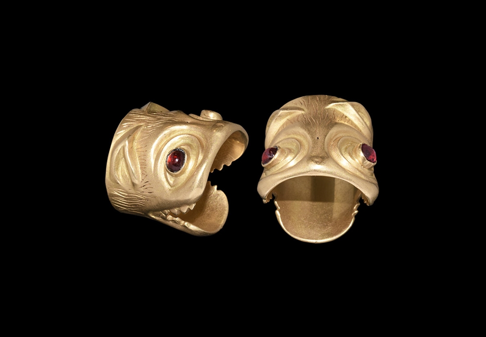 Post Medieval Gold Beast's Head Mount