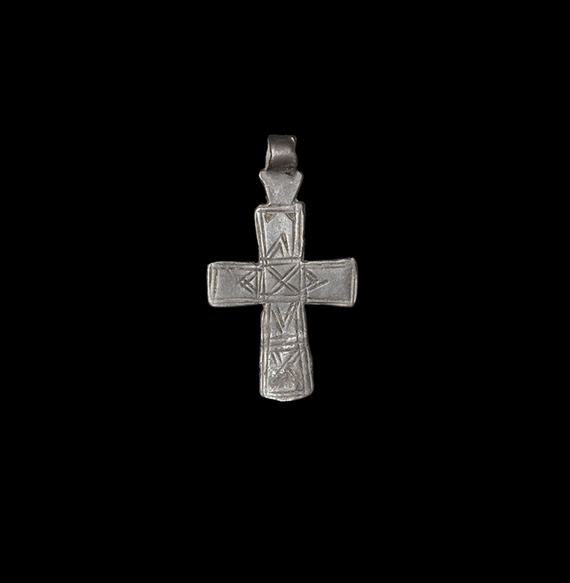 Post Medieval Decorated Cross Pendant