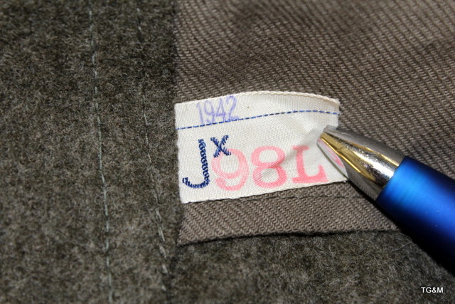 A WW2 1942 dated Swedish Army jacket & trousers - Image 6 of 9