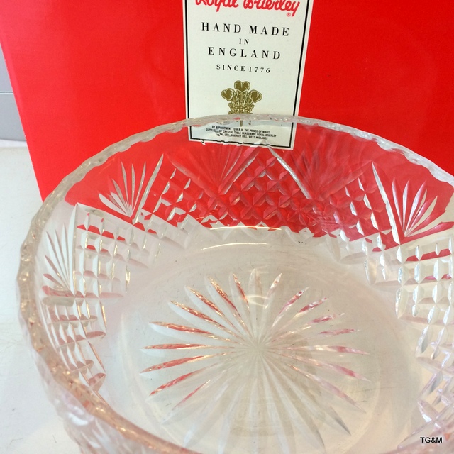 A Royal Brierly Cut Glass Crystal Bowl 26cm x 10cm - Image 3 of 3