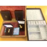 2 x Franklin Mint silver gilt jewellery items in boxes together with 2 jewellery boxes one carved