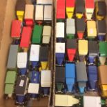 41 x mixed Matchbox and Lledo vintage vehicles