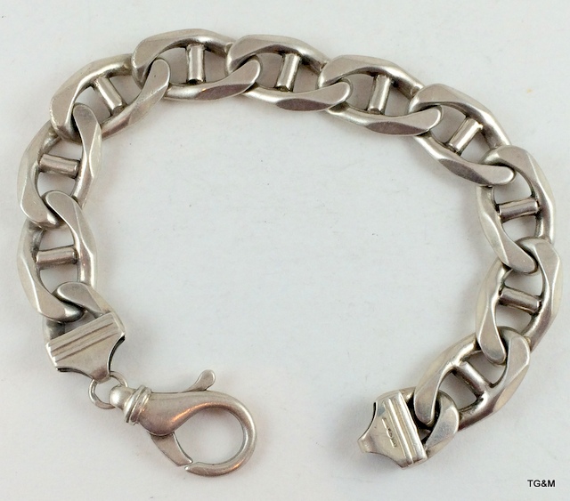 Silver mans flat link bracelet 76gm