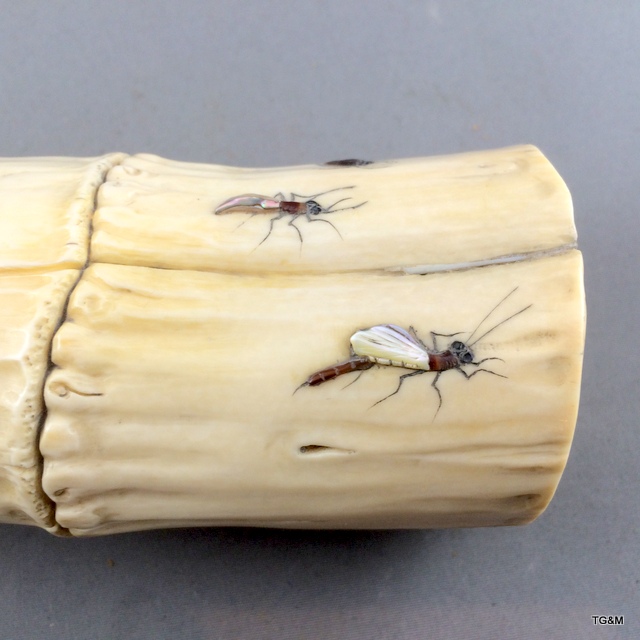 Carved ivory wrist rest in the form of a section of bamboo with Shibayama insect decoration in - Image 7 of 10