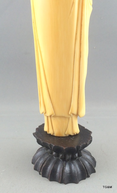 A carved ivory figure of a sage on a wooden stand 20cm high. - Image 7 of 10