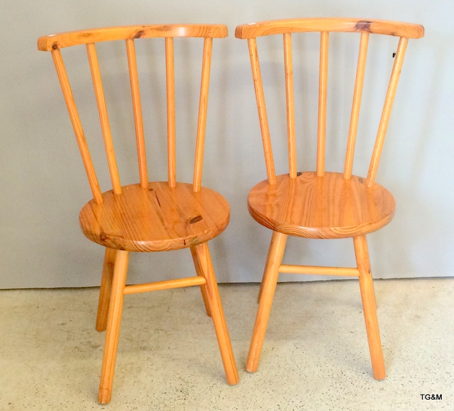 2 Pine chairs