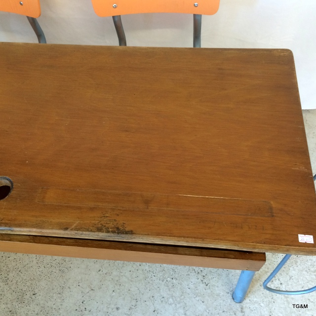 A Vintage French Two Seater School Desk - Image 3 of 7