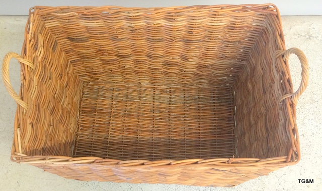 Large oblong Honey Rattan log basket (60x80x50) - Image 2 of 5