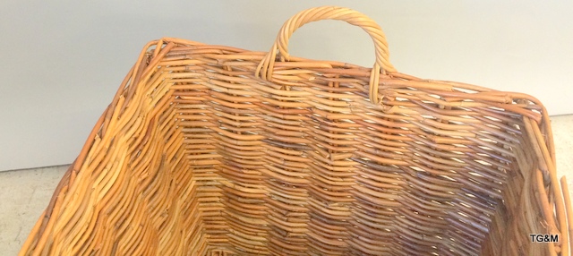 Large oblong Honey Rattan log basket (60x80x50) - Image 3 of 5