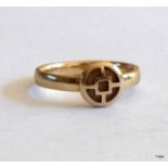 A 9ct gold ring size P