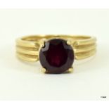 9ct gold ladies garnet ring size N