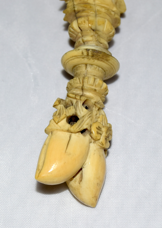 Ivory carved figure of a Chinese man standing on pine nuts - Image 5 of 7