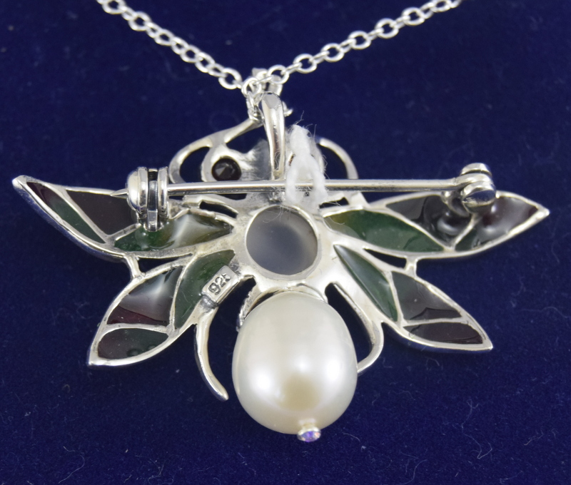 Silver plique a jour pendant necklace in the form of a moth with garnet eyes - Image 3 of 3