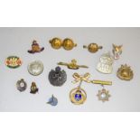 Fifteen assorted WW1 & WW2 sweetheart brooches and lapel badges