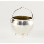 Silver salt cauldron with 3 legs and handle London 1862 Chawser and co
