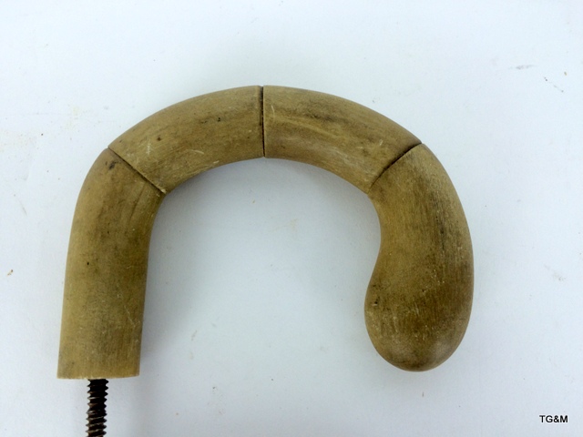 4 Horn walking stick handles (possibly rhino) - Image 2 of 7