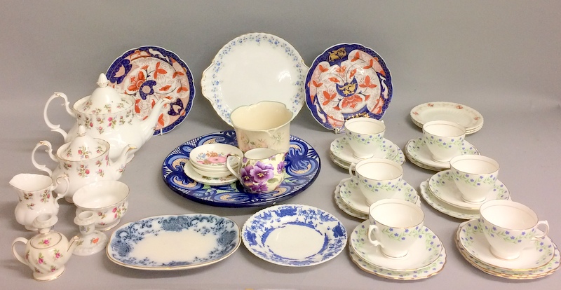 Mix box of china to included Wedgewood, Royal Albert ,Coalport etc