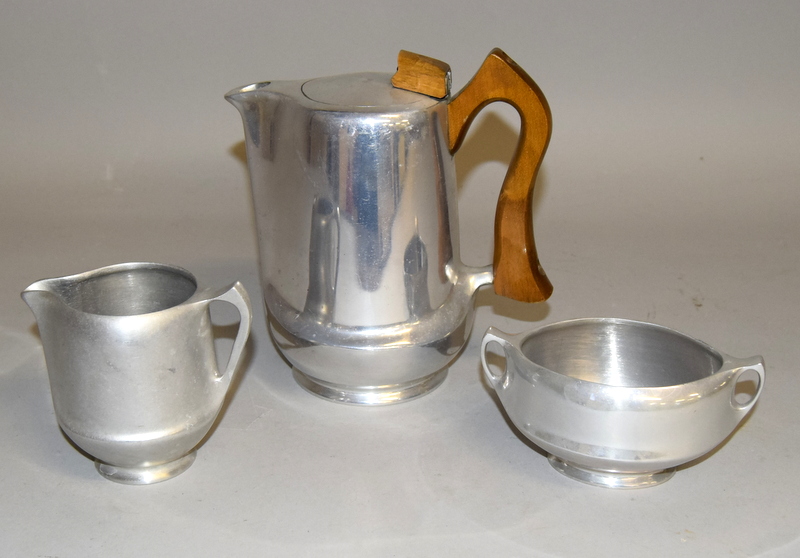 Vintage Picgeout ware 3 piece tea set