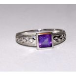 9ct white gold ladies amethyst ring size N