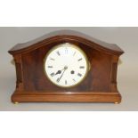 An early C20th French mantle clock