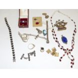 Mixed jewellery to include silver, gold & ruby pendant, rings and a tie pin