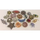 A collection of 20 vintage diamante brooches c1950s.