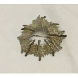 Contemporary design 925 silver brooch. Approx 4.5cm across. Weight approx 7.5g.