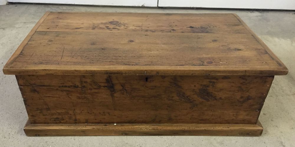 Vintage pine trunk with metal handles, 64 x 37cm.