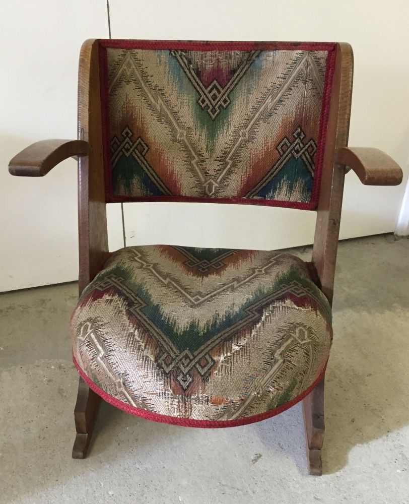 Vintage Arts and Crafts style chair.