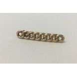 Antique 9ct rose gold chain link design bar brooch. Hallmarked Birmingham 1886, weight approx 1.