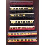 7 Tri-ang, Hornby & Jouef OO gauge mixed livery coaches to include 3 Pullman.