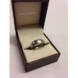 Hallmarked platinum wedding band, size R. Weight approx 4.3g.