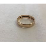 9ct gold hallmarked wedding band size M. Weight approx 2.4g.