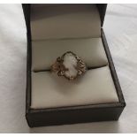 9ct gold hallmarked cameo ring. Size L1/2.