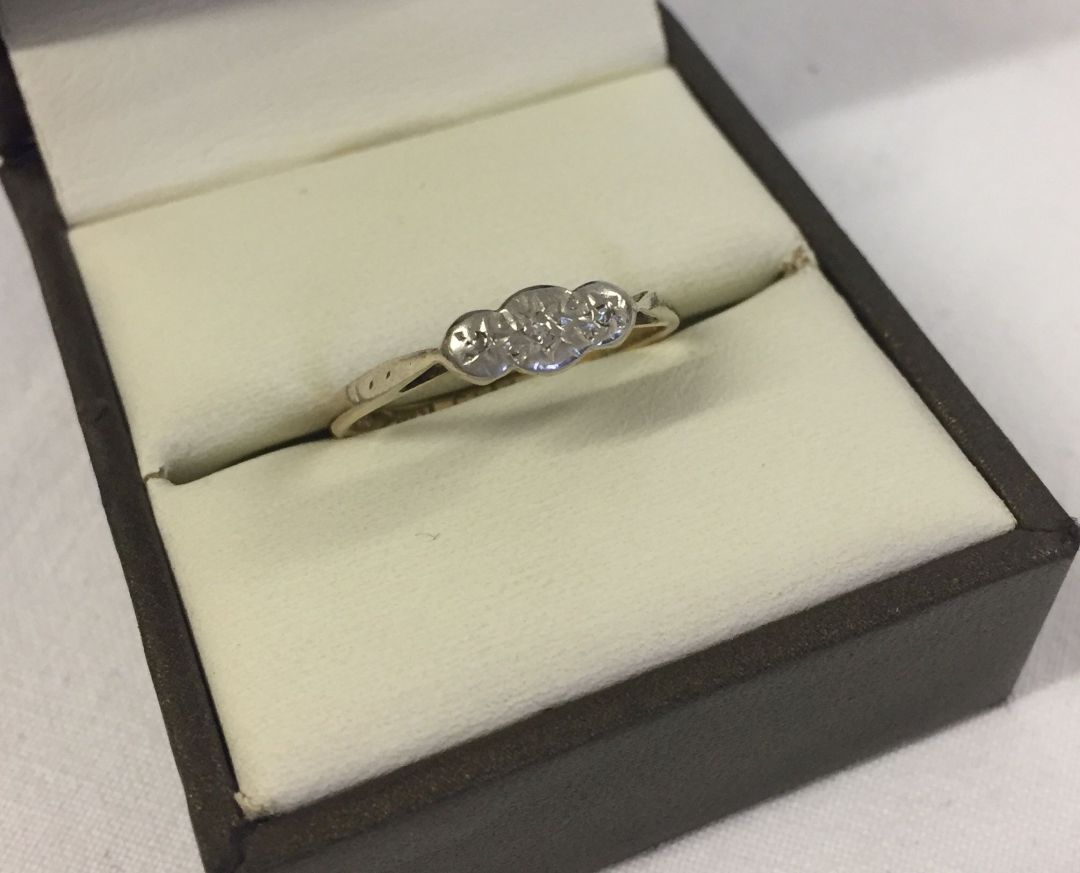 A 9ct yellow gold and platinum trilogy ring set with 3 small diamonds. Size P1/2, weight approx 1. - Image 2 of 2