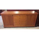 A large beech wood sideboard with 2 cupboards & 4 drawers. Approx 170 x 89cm.