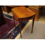 A good quality Edwardian reproduction Pembroke table.