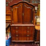 A 20th Century South African chest of drawers.