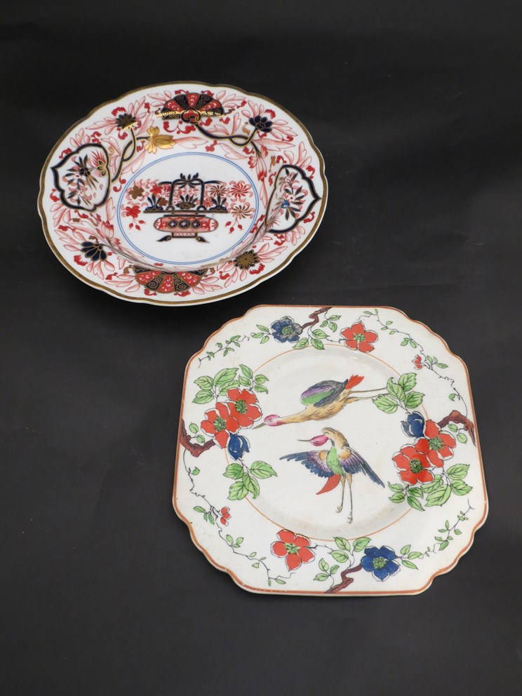 A Copeland dish and a Wedgwood plate