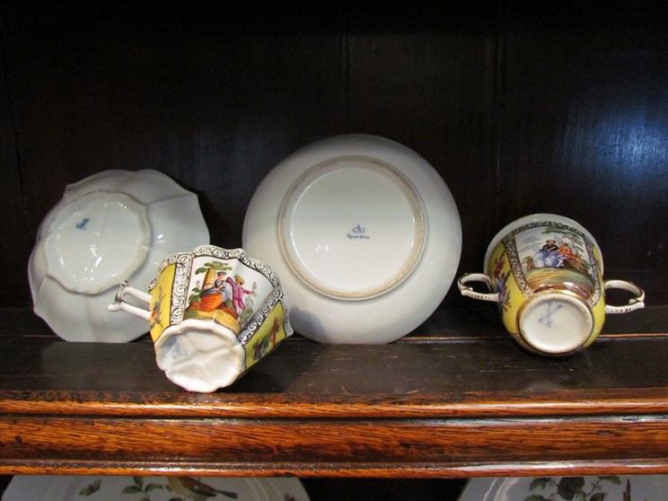 19th Century continental cups and saucers some with marks similar to Meissen and Sevres (7) - Image 3 of 4