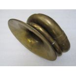 Escargot brass circulaire horn stamped 220 Auto