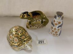 3 Royal Crown Derby, chameleon, Indian star turtle and 1 other (second)
 
This is in good