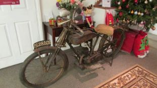 A 1920's Monet Goyon Z147 motorcycle (French barn find)
 
Circa 1928
Missing chain, clutch,