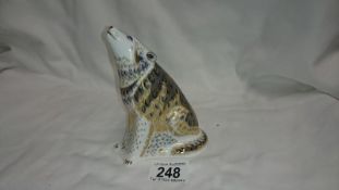 A Royal Crown Derby paperweight, Wolf, signature edition
 
No chips, cracks or wear to gilding
No