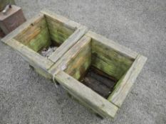 2 wooden garden planters