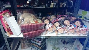 A quantity of pillow dolls etc